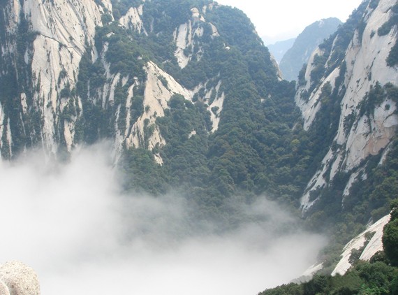 古城西安+兵馬俑+華山+延安壺口瀑布雙臥八日精品游（無自費(fèi)無購物）hy