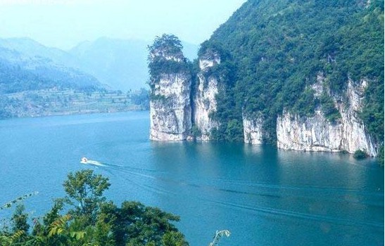 C3煙臺(tái)到武漢、三峽大壩、三峽人家、新三峽、白帝城、石寶寨單飛七日/雙飛六日游kx